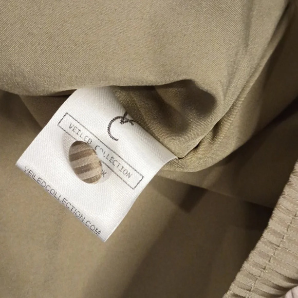 Veiled Collection Two Tone Tan Gold Stripe A Line Dress WWW - Picture 4 of 7